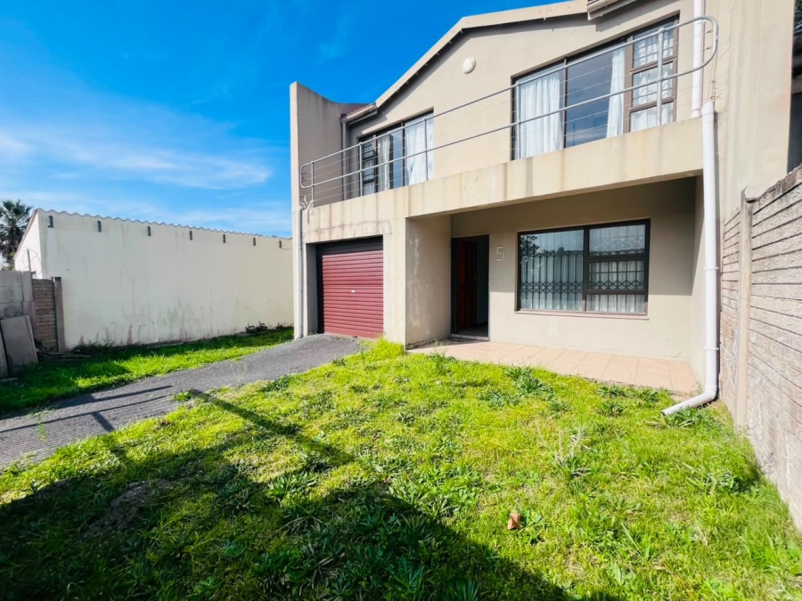 3 Bedroom Property for Sale in Greenfields Eastern Cape